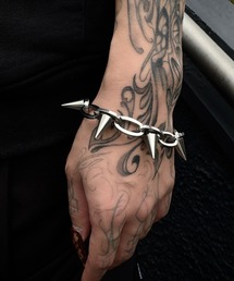 Never mind the XU（ネバーマインドザエックスユー）の「【Never mind the XU】spike bracelet / 【ネバーマインド ザ エックスユー】スパイクブレスレット（ブレスレット）」