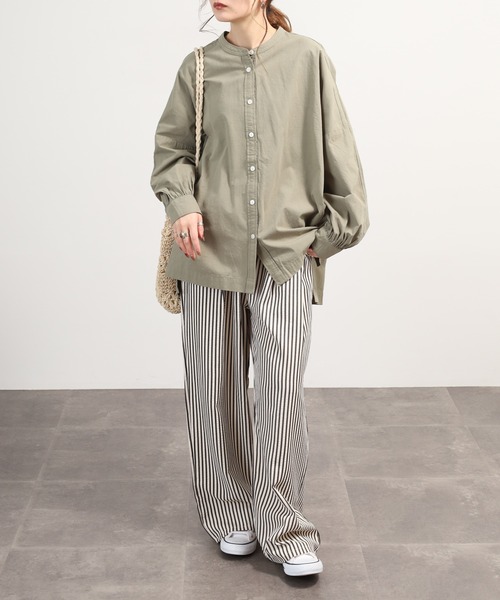 OMNES(オムネス)の「製品洗いスラブコットン 後ろケープ長袖シャツ(シャツ/ブラウス・レディース・ワイン/ライトカーキ・FREE)」の21枚目の写真
