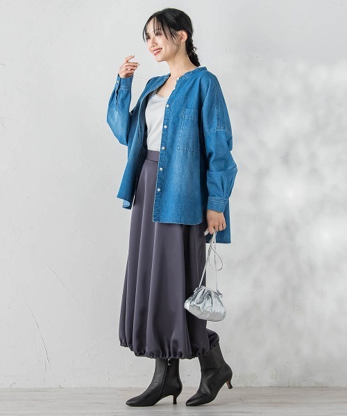 Droite lautreamont(ドロワットロートレアモン)の「バンドカラーデニムシャツ≪洗濯機で洗える≫(シャツ/ブラウス・レディース・ブルー/ライトグレー・M)」の7枚目の写真