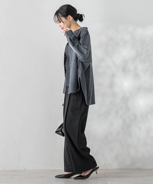 Droite lautreamont(ドロワットロートレアモン)の「バンドカラーデニムシャツ≪洗濯機で洗える≫(シャツ/ブラウス・レディース・ブルー/ライトグレー・M)」の22枚目の写真