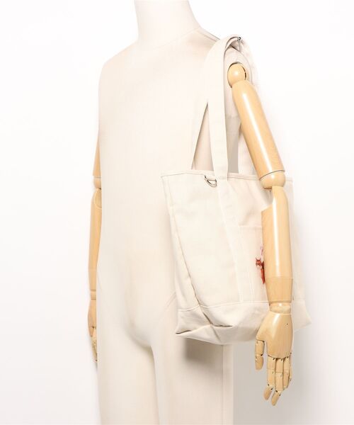 PAUL & JOE ACCESSOIRES(ポールアンドジョーアクセソワ)の「【PAUL & JOE ACCESSOIRES /ポール アンド ジョー アクセソワ 】 CANVAS(GIPSY&NOUNETTE) トートバッグ(トートバッグ・レディース・ネイビー/アイボリー・FREE)」の3枚目の写真