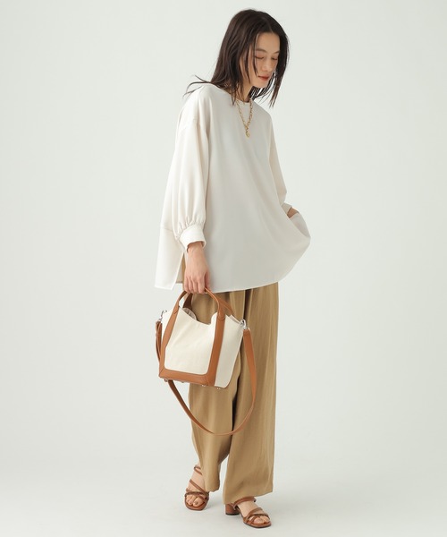 Elura（エルーラ）の「【UVカット・防シワ機能付き】サラサラリラクシー7分ブラウス/656784（シャツ/ブラウス・レディース・ブラック/ダークブラウン/オフホワイト/モカ・FREE）」の6枚目の写真