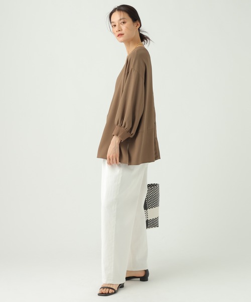 Elura（エルーラ）の「【UVカット・防シワ機能付き】サラサラリラクシー7分ブラウス/656784（シャツ/ブラウス・レディース・ブラック/ダークブラウン/オフホワイト/モカ・FREE）」の15枚目の写真