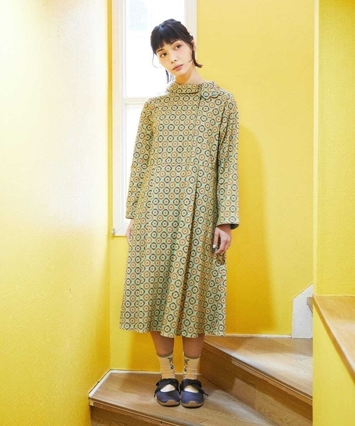 Jocomomola(ホコモモラ)の「En un sueno 幾何学プリントワンピース(ワンピース・レディース・ミント/ライトグレー・40)」の3枚目の写真