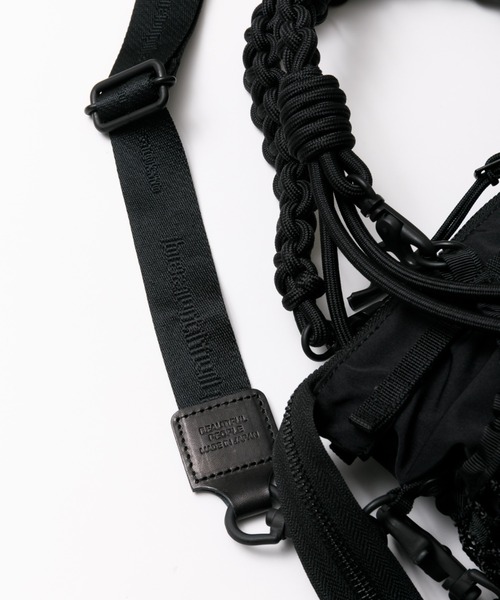 beautiful people(ビューティフルピープル)の「over engineering puff tote(トートバッグ・レディース・ブラック・FREE)」の5枚目の写真