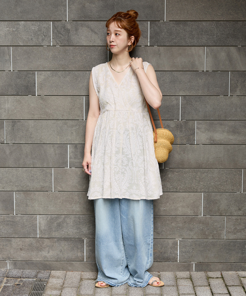 B.C STOCK(ベーセーストック)の「手洗い可 / カットジャガードノースリーブブラウス(シャツ/ブラウス・レディース・ホワイト/ブラック・FREE)」の17枚目の写真