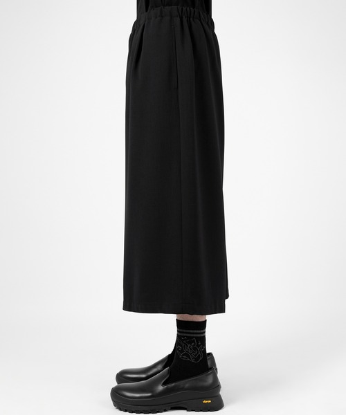 LAD MUSICIAN（ラッドミュージシャン）の「DRY CLOTH CROPPED HAKAMA PANTS（その他パンツ・メンズ・ブラック・46/44/42）」の3枚目の写真