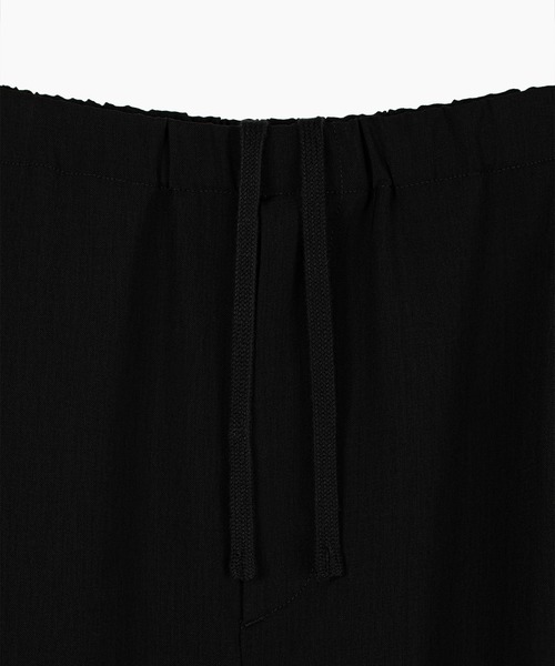 LAD MUSICIAN（ラッドミュージシャン）の「DRY CLOTH CROPPED HAKAMA PANTS（その他パンツ・メンズ・ブラック・46/44/42）」の5枚目の写真