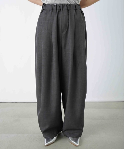 LUCA/LADY LUCK LUCA（ルカ/レディラックルカ）の「LC/LLL コクーンボリュームパンツ（その他パンツ・レディース・チャコールグレー/ベージュ・FREE）」の21枚目の写真