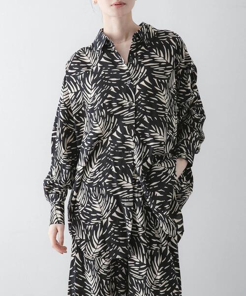 URBAN RESEARCH（アーバンリサーチ）の「『一部別注カラー』LUSANA　SUN SHIRTS（シャツ/ブラウス・レディース・ブラック系その他/ブルー系その他・X-SMALL）」の4枚目の写真