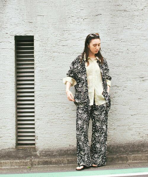 URBAN RESEARCH（アーバンリサーチ）の「『一部別注カラー』LUSANA　SUN SHIRTS（シャツ/ブラウス・レディース・ブラック系その他/ブルー系その他・X-SMALL）」の12枚目の写真
