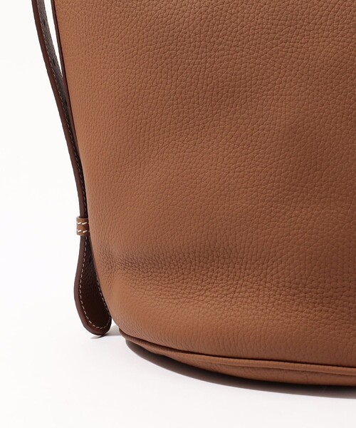 TOMORROWLAND （トゥモローランド）の「【別注】Charles et Charlus Christine シュリンクレザー ショルダーバッグ（ショルダーバッグ・メンズ・ブラック/ブラウン・FREE）」の9枚目の写真