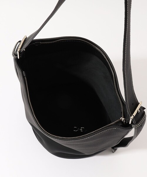 TOMORROWLAND （トゥモローランド）の「【別注】Charles et Charlus Christine シュリンクレザー ショルダーバッグ（ショルダーバッグ・メンズ・ブラック/ブラウン・FREE）」の14枚目の写真