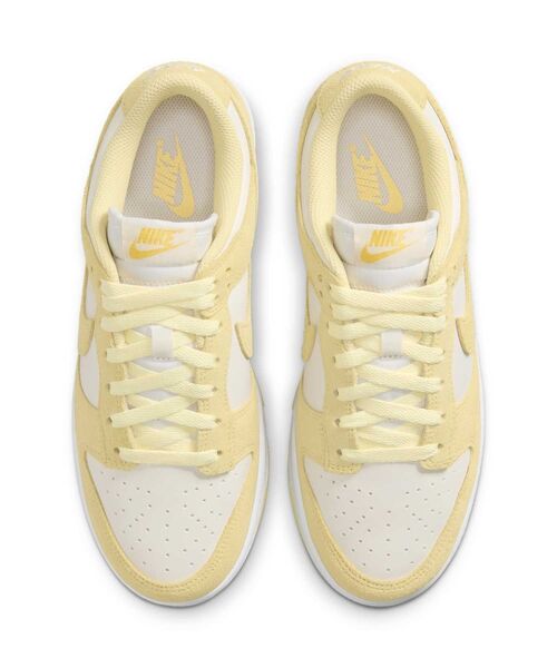 NIKE(ナイキ)の「ナイキ ダンク LOW スエード ウィメンズシューズ / Nike Dunk Low Suede Women's Shoes IO4244-104 Sail(スニーカー・レディース・クリーム・23/23.5/24/24.5/22/22.5/25/25.5/26)」の4枚目の写真