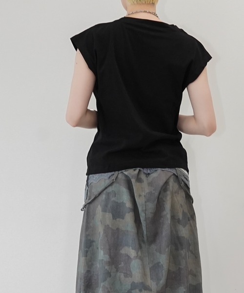 chuclla(チュクラ)の「サイドドレープデザイントップス chw26s215(Tシャツ/カットソー・レディース・ホワイト/ブラック・FREE)」の14枚目の写真