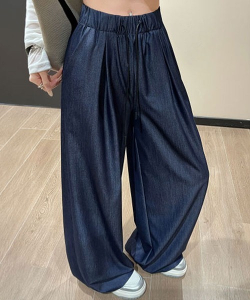 SallyLunn(サリーラン)の「落ち感ハイウエストタックワイドパンツ(その他パンツ・レディース・ネイビー/ブラック・LARGE/MEDIUM)」の3枚目の写真