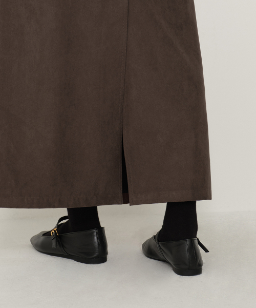 MUSINSA STANDARD WOMAN（ムシンサスタンダードウーマン）の「ウィメンズ シンセティックスエード マキシスカート [ブラウン]（スカート・レディース・その他・X-SMALL/SMALL/LARGE/MEDIUM）」の6枚目の写真