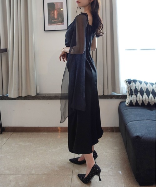 unnu(ユヌ)の「【オケージョン対応】ドレープサテン シアータイ キャミワンピース(ワンピース・レディース・ブラック/ピンク/ブルー・F)」の8枚目の写真