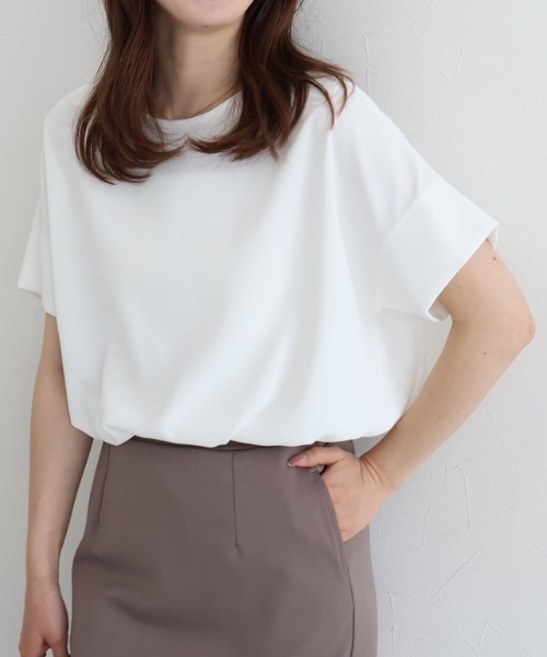 Pierrot(ピエロ)の「イージーケア ジョーゼットドルマンTブラウス(シャツ/ブラウス・レディース・ブラック/イエロー/チャコール/オフホワイト・LL/L/M/PL/PM)」の15枚目の写真