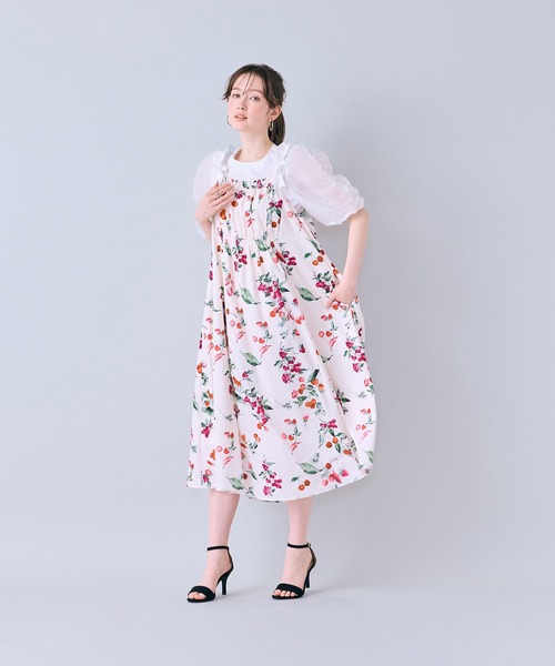 Audie a Muses(オーディアミューズ)の「チェリープリントキャミソールドレス(ワンピース・レディース・オフホワイト/ブラック・38/42)」の13枚目の写真