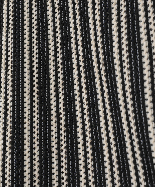 CURRENTAGE(カレンテージ)の「Knitting Stripe Shirt(MEN'S)(Tシャツ/カットソー・メンズ・ブルー・3)」の2枚目の写真