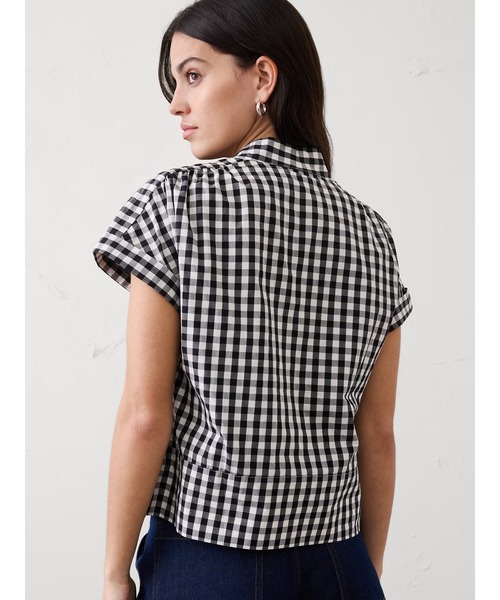 BANANA REPUBLIC FACTORY STORE(バナナリパブリック ファクトリーストア)の「BANANA REPUBLIC FACTORY STORE ギンガムチェック スプリットネックトップス(シャツ/ブラウス・レディース・ブラック・XS/S/M/L)」の3枚目の写真