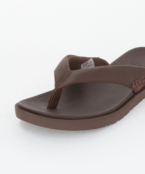 UGG(アグ)の「<UGG>シーサイド 2 フリップ サンダル(サンダル・メンズ・ダークブラウン/ブラック・8/10/9)」の11枚目の写真