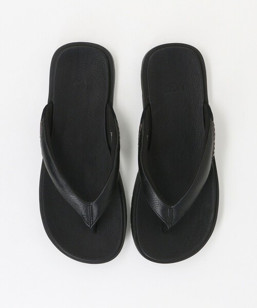 UGG(アグ)の「<UGG>シーサイド 2 フリップ サンダル(サンダル・メンズ・ダークブラウン/ブラック・8/10/9)」の13枚目の写真