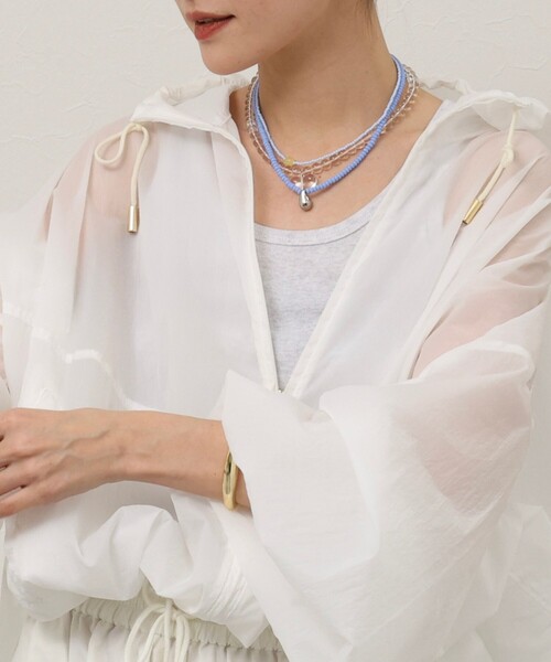 NOLLEY’S(ノーリーズ)の「【MAQWEL/マクウェル】ドロップトップビーズネックレス(ネックレス・レディース・レッド/ライトブルー/ブラック・FREE)」の4枚目の写真