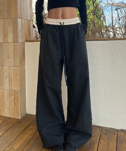 Teem Store(チームストア)の「チェック柄 配色ウエスト ワイドパンツ(その他パンツ・レディース・ネイビー・M/S)」の2枚目の写真