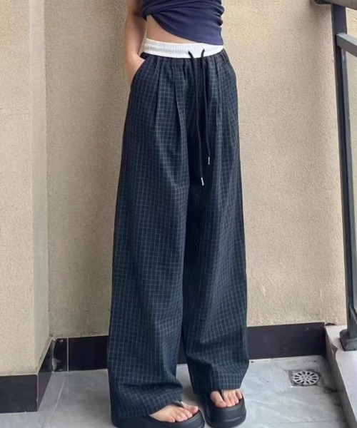 Teem Store(チームストア)の「チェック柄 配色ウエスト ワイドパンツ(その他パンツ・レディース・ネイビー・M/S)」の3枚目の写真