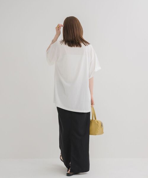 RETRO GIRL（レトロガール）の「箔プリントBIGTEE（Tシャツ/カットソー・レディース・オフホワイト/ブルー/ベージュ・FREE）」の15枚目の写真
