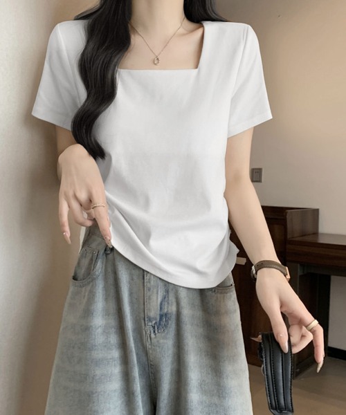2ly2(トゥーリートゥー)の「スクエアネック半袖Tシャツ レディース シンプル コンパクトトップス(Tシャツ/カットソー・レディース・ブラック/ホワイト・FREE)」の2枚目の写真