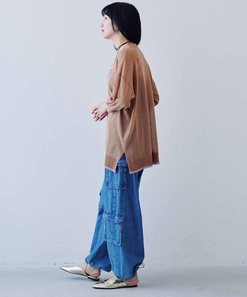 MEDE19F（メデジュウキュウ）の「ＭＥＤＥ１９Ｆ　配色ラインのシアーニットカーディガン（カーディガン/ボレロ・レディース・カーキ/ブラウン/グレー・M/L/LL）」の10枚目の写真