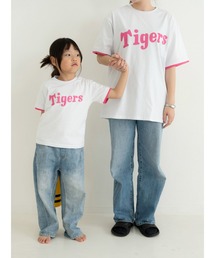 babybaby（ベイビーベイビー）の「【阪神タイガース】キッズ背番号Tシャツ（Tシャツ/カットソー）」