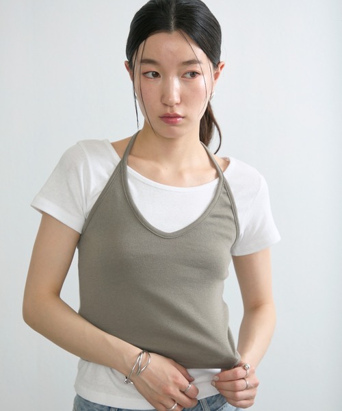 NUJOH(ヌゾ)の「Back Ribbon Halter Top / バックリボンホルタートップ(タンクトップ・レディース・グレー/アイボリー/カーキ/ブラック・FREE)」の4枚目の写真