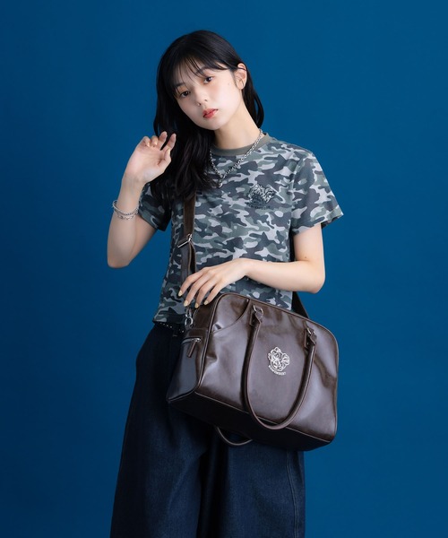Remember.(リメンバー)の「レザー調2wayボストンバッグ / Synthetic leather 2way Bostonbag(ボストンバッグ・メンズ・ブラウン/ブラック・FREE)」の11枚目の写真