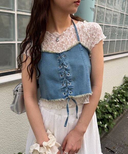 w closet(ダブルクローゼット)の「レースUPデニムビスチェ(シャツ/ブラウス・レディース・ブルー/ブラック・FREE)」の9枚目の写真