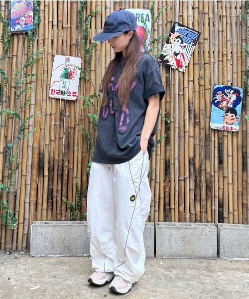 GRAYBLVD(グレイブラバット)の「ボタピグメント半袖Tシャツ (2COLOR)(Tシャツ/カットソー・レディース・チャコール/ライトベージュ・MEDIUM/LARGE/X-LARGE)」の11枚目の写真
