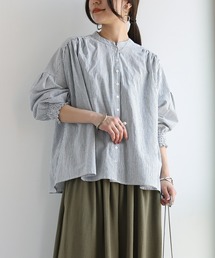 and it_（アンドイット）の「袖シャーリングコットンブラウス（シャツ/ブラウス）」
