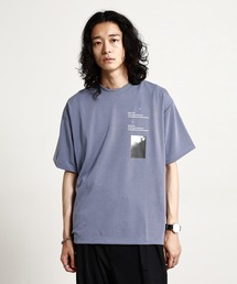 【LUXURY+EASY】DRAPE CREW NECK PHOTO PRINT T-SHIRT/ラグイージーフォトプリントTシャツ