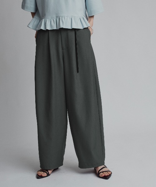 W:Huku(フーク)の「【新色】【W:Huku / ストレッチソフトツイル】コクーン スラックス / Stretch Soft Twill Cocoon Slacks(スラックス・レディース・レッド系その他/グレー/ベージュ/ブラウン/ブラック・FREE)」の15枚目の写真
