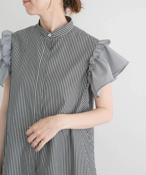 ITEMS URBANRESEARCH（アイテムズ アーバンリサーチ）の「ソデフリルノーカラーブラウス（シャツ/ブラウス・レディース・ブルー系その他/ブラック系その他/ブラック・FREE）」の22枚目の写真