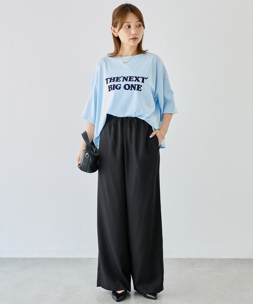 LAVEANGE(ラビアンジェ)の「フロッキーロゴTシャツ|綿100%/オーバーサイズ/体型カバー/5分袖(Tシャツ/カットソー・レディース・ブラック/サックスブルー・5L/4L/3L/LL/M)」の13枚目の写真