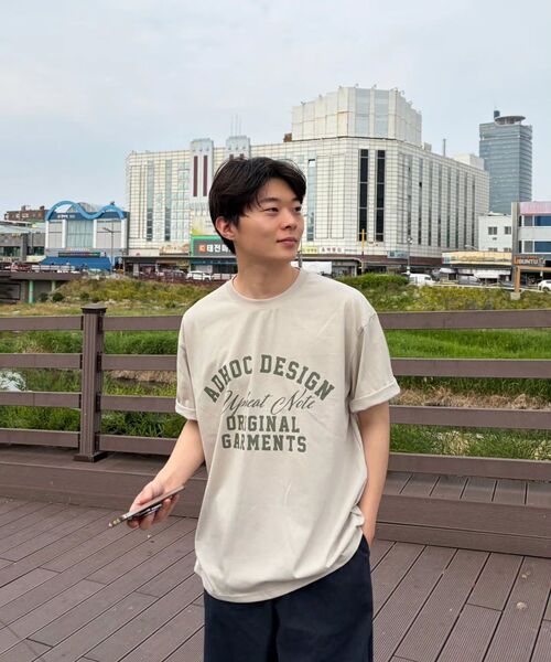 ADHOC(アドホック)の「男女共用レタリングアーチアートワークTシャツ (4 COLOR) (HC6STA4)(Tシャツ/カットソー・メンズ・ライトベージュ/オフホワイト/チャコールグレー/ブラック・90/95/100/105)」の20枚目の写真