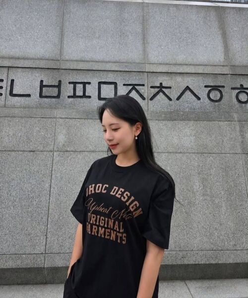 ADHOC(アドホック)の「男女共用レタリングアーチアートワークTシャツ (4 COLOR) (HC6STA4)(Tシャツ/カットソー・メンズ・ライトベージュ/オフホワイト/チャコールグレー/ブラック・90/95/100/105)」の22枚目の写真