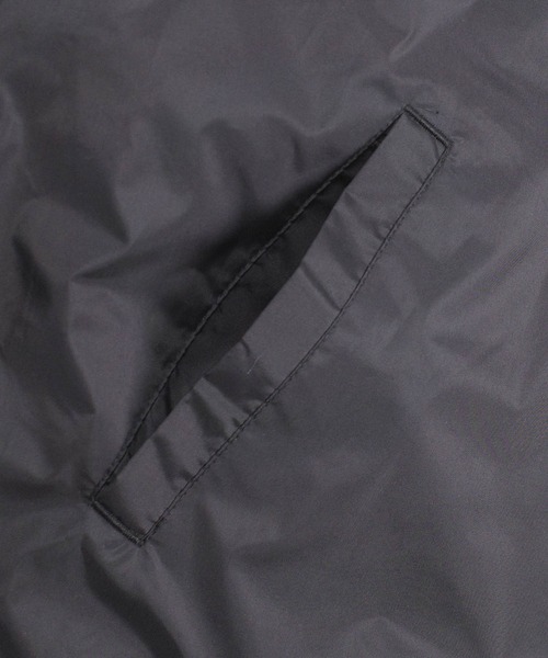 INNOCENT(イノセント)の「【T21】【Cardinal/カーディナル】NYLON WINDBREAKER COACHES JACKET CAW321(ナイロンジャケット・メンズ・ブラック・X-LARGE)」の6枚目の写真