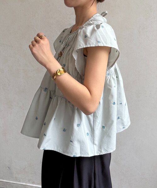 Thevon(ゼボン)の「フレンチシャーリングブラウス(シャツ/ブラウス・レディース・ミント/オフホワイト/レッド/ブラック・FREE)」の22枚目の写真
