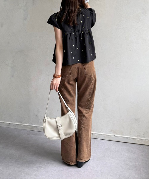 Thevon(ゼボン)の「フレンチシャーリングブラウス(シャツ/ブラウス・レディース・ミント/オフホワイト/レッド/ブラック・FREE)」の19枚目の写真
