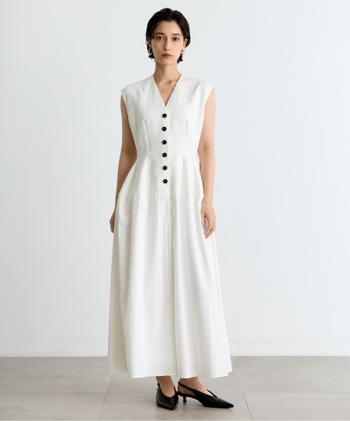 新品　AKIRANAKA ホワイト スリーブレスベスト AKIRANAKA/アキラナカ】別注 Ilsa sleeveless dress/リネン